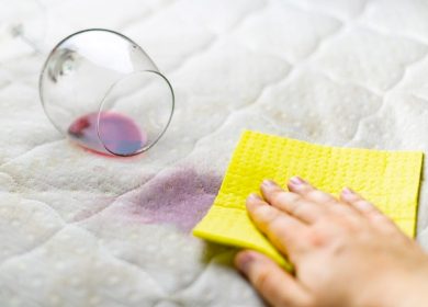 Comment enlever des taches sur son matelas?